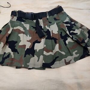 Camouflage Pleated Skirt